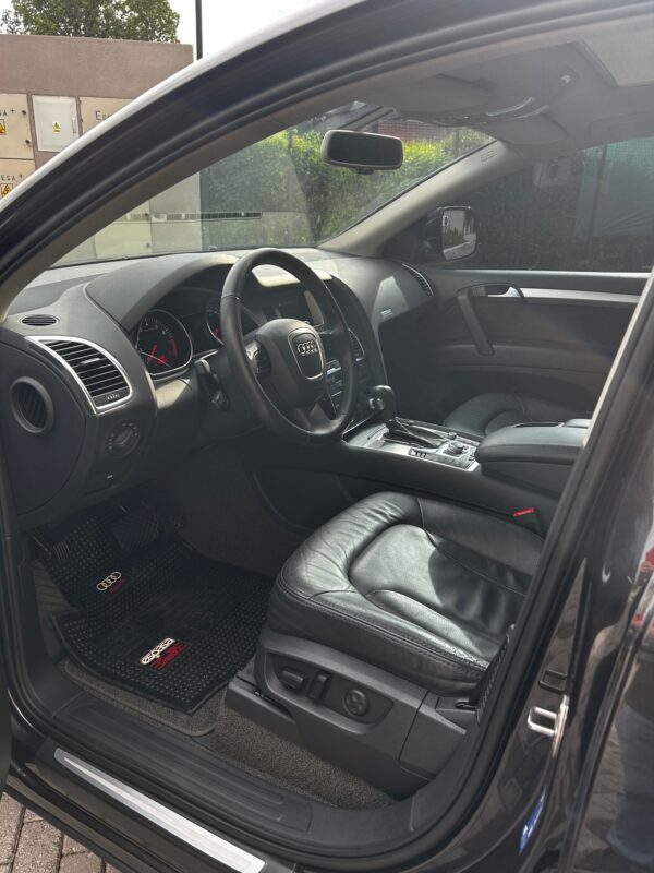 2008 - Audi Q7 - 4.2 FSI V8 Tiptronic Quattro - Imagen 4